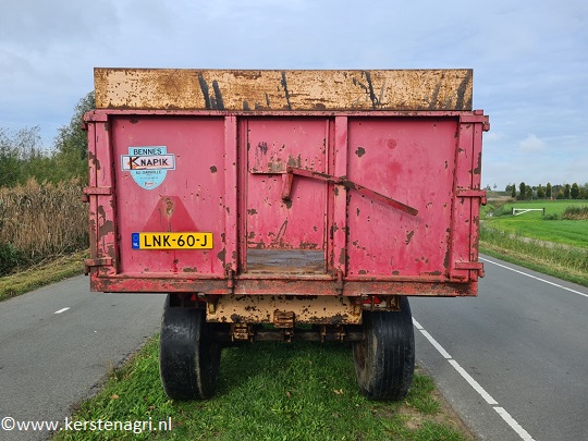 10 tons knapik kipper in goede staat