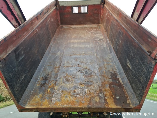 10 tons knapik kipper in goede staat