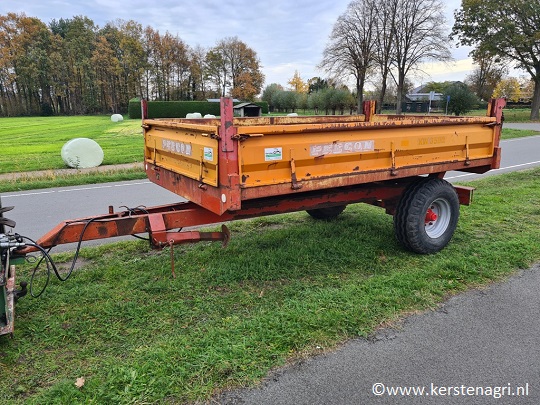 Peecon KW3500 kipper met NL kenteken